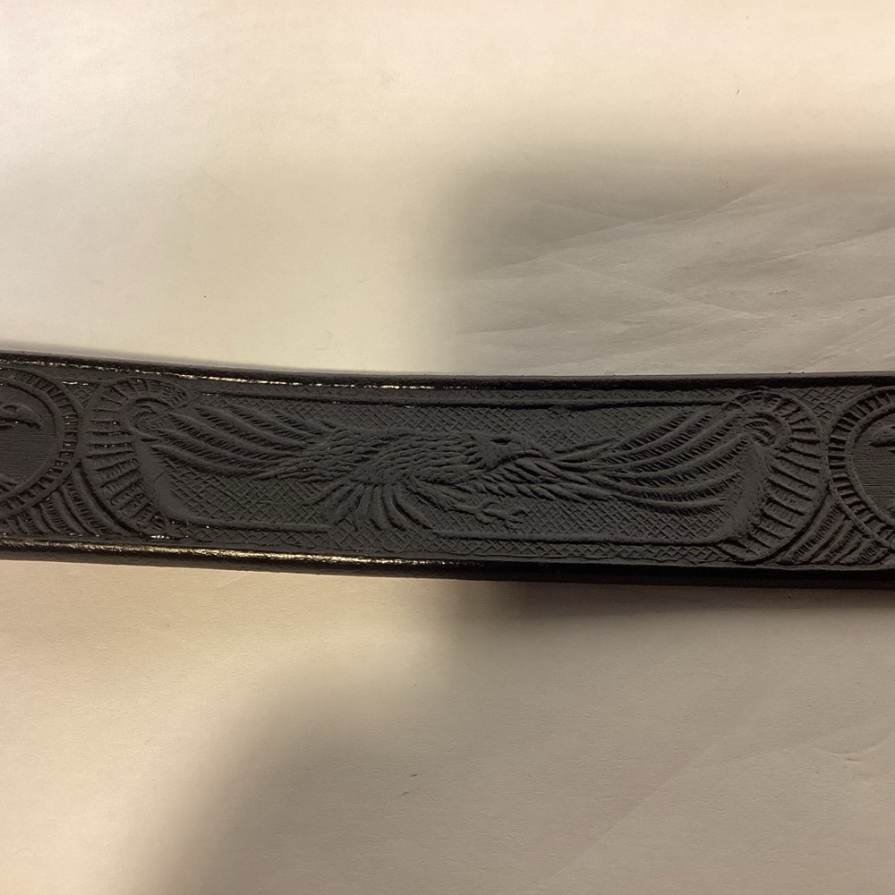 C.L. Mens Genuine Leather tooled design of Eagles art number 9800 size 38 - Picture 2 of 8